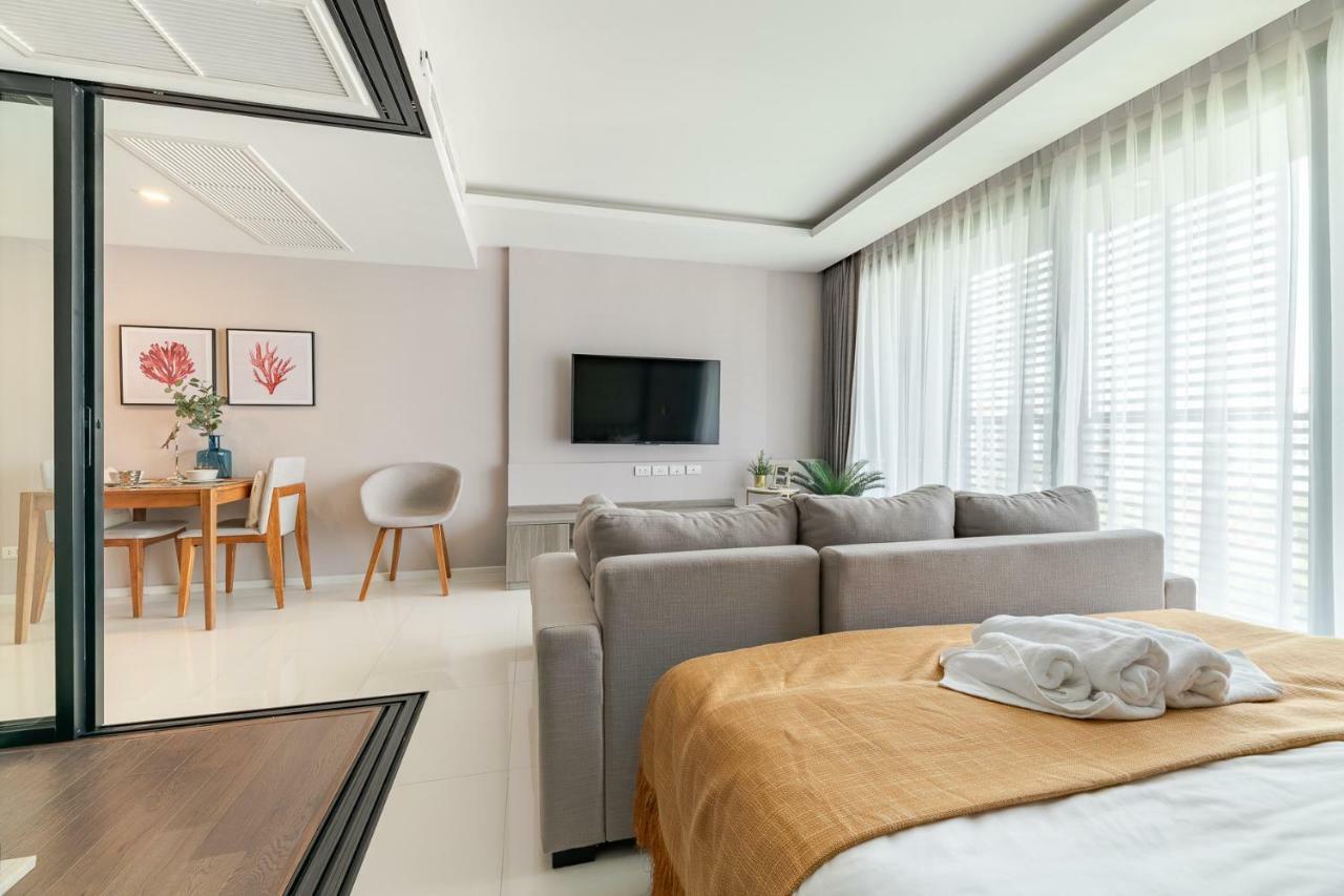 Sukhumvit Asok Modern Suite Bangkok Esterno foto