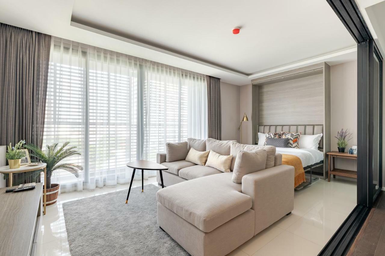 Sukhumvit Asok Modern Suite Bangkok Esterno foto