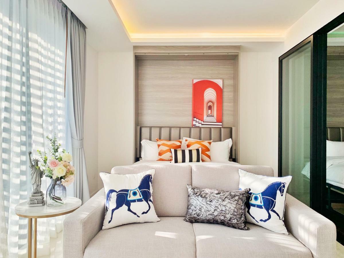 Sukhumvit Asok Modern Suite Bangkok Esterno foto