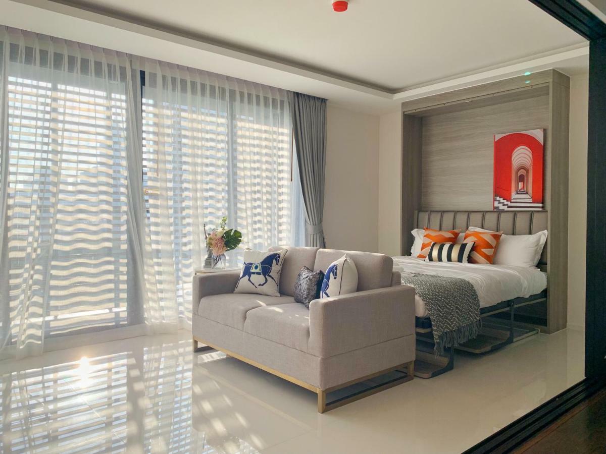 Sukhumvit Asok Modern Suite Bangkok Esterno foto
