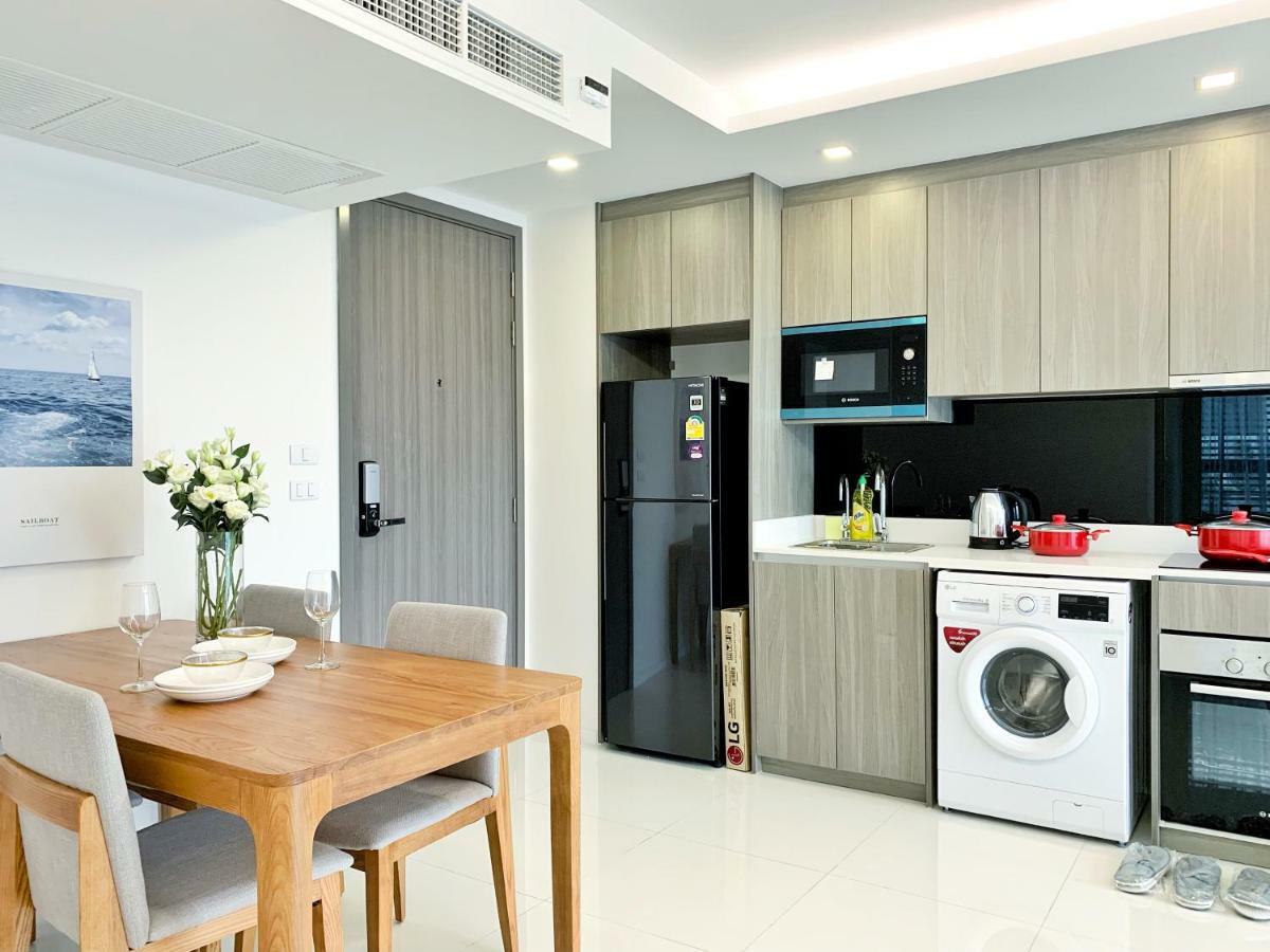 Sukhumvit Asok Modern Suite Bangkok Esterno foto