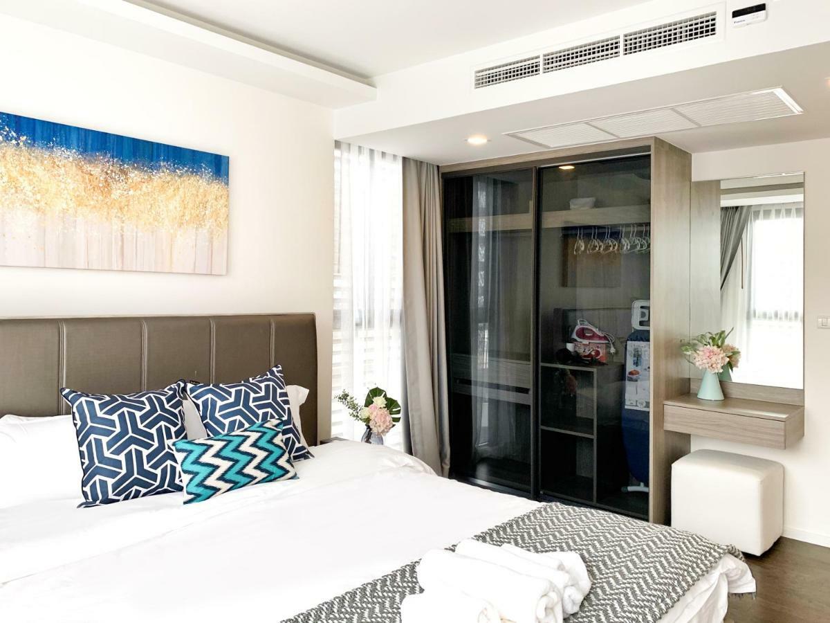 Sukhumvit Asok Modern Suite Bangkok Esterno foto
